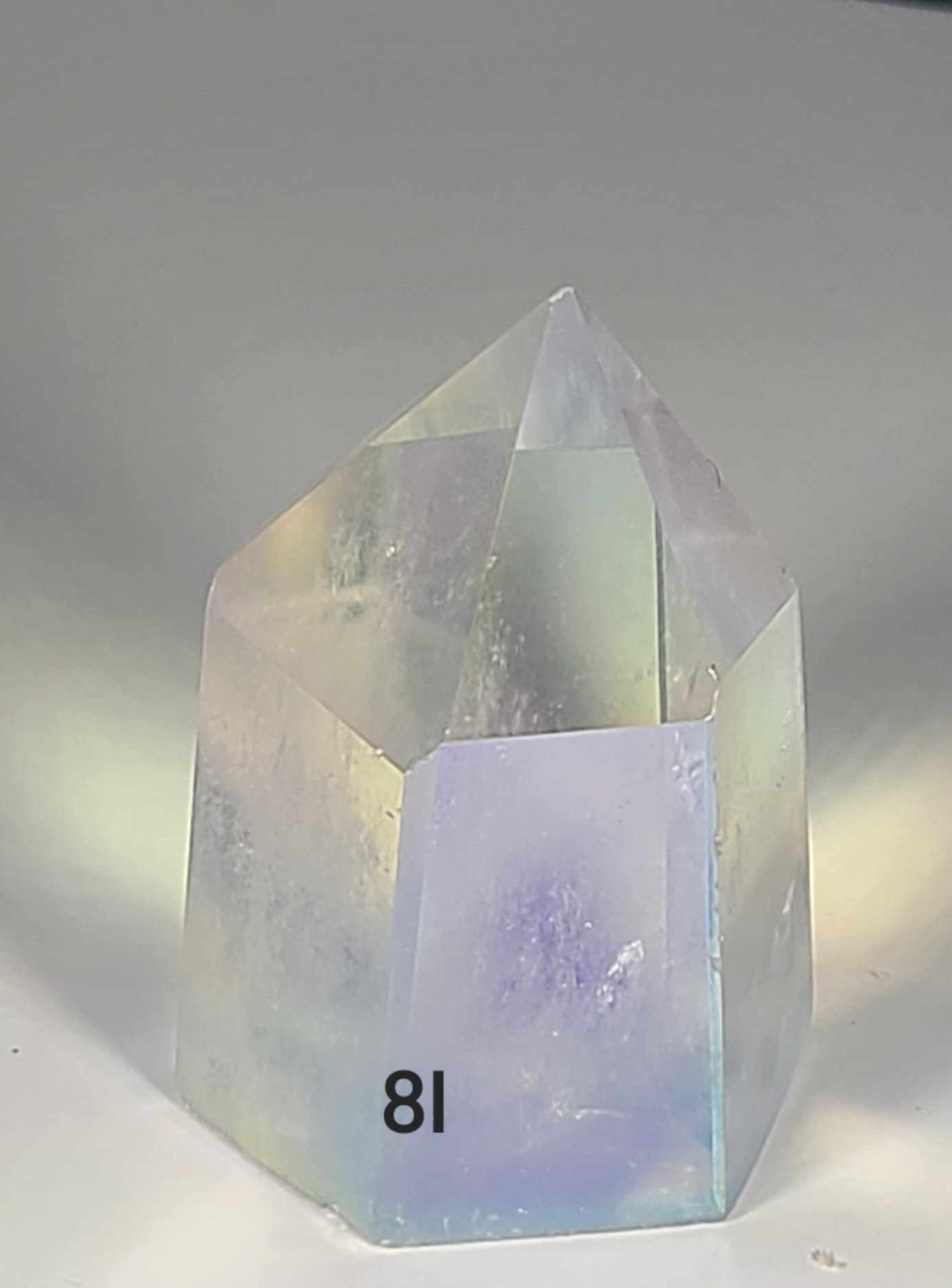 Aura Quartz Tower 8I